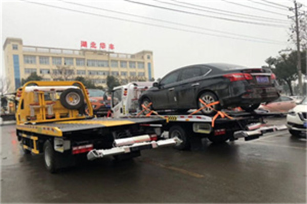 南湖汽车补胎换胎_汽车24小时救援|汽车脱困