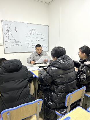 花溪区全托中考哪家好正规办学!