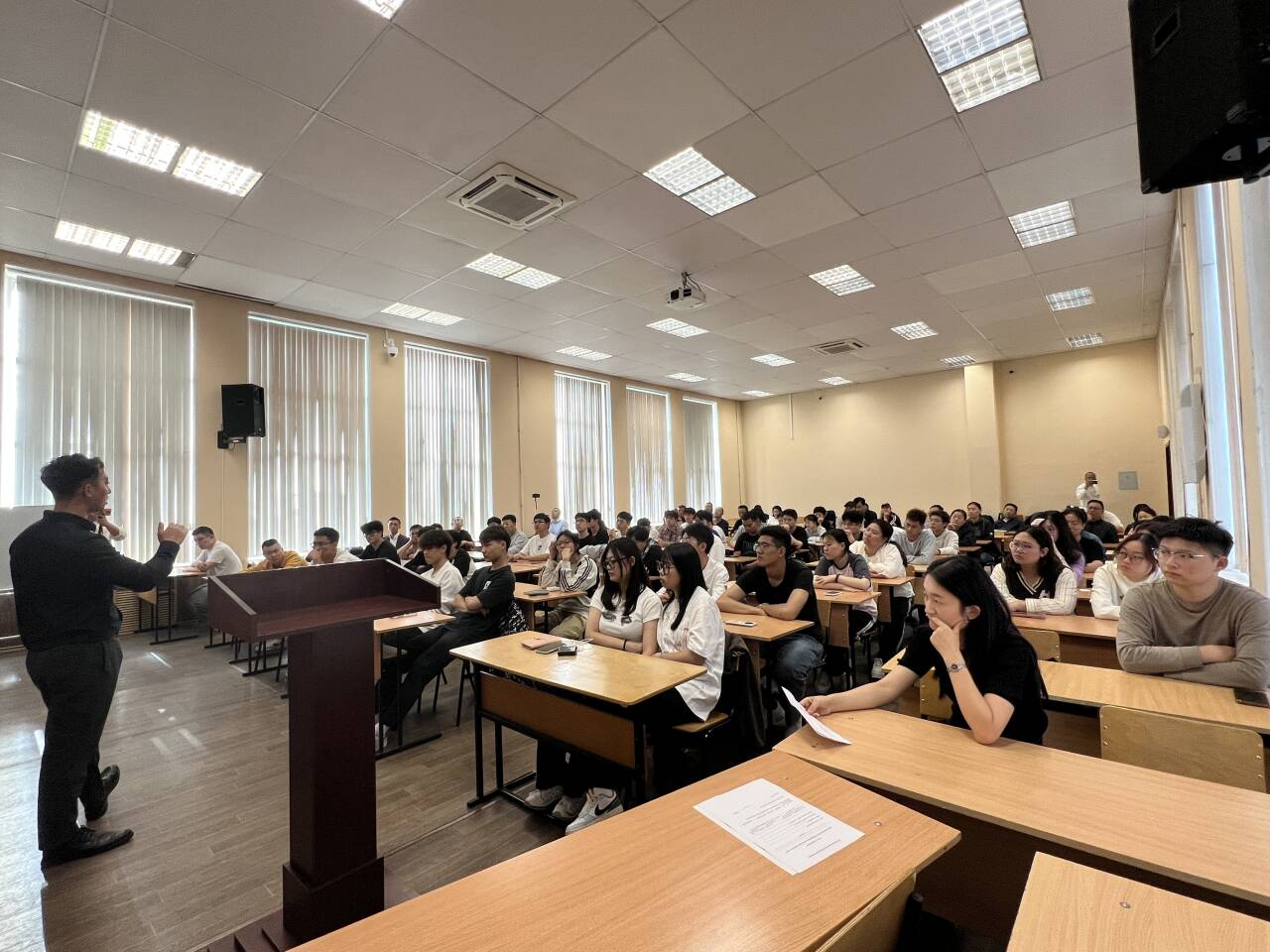 2025高二在读395—405分推荐鄂木斯克国立医科大学硕士申请条件