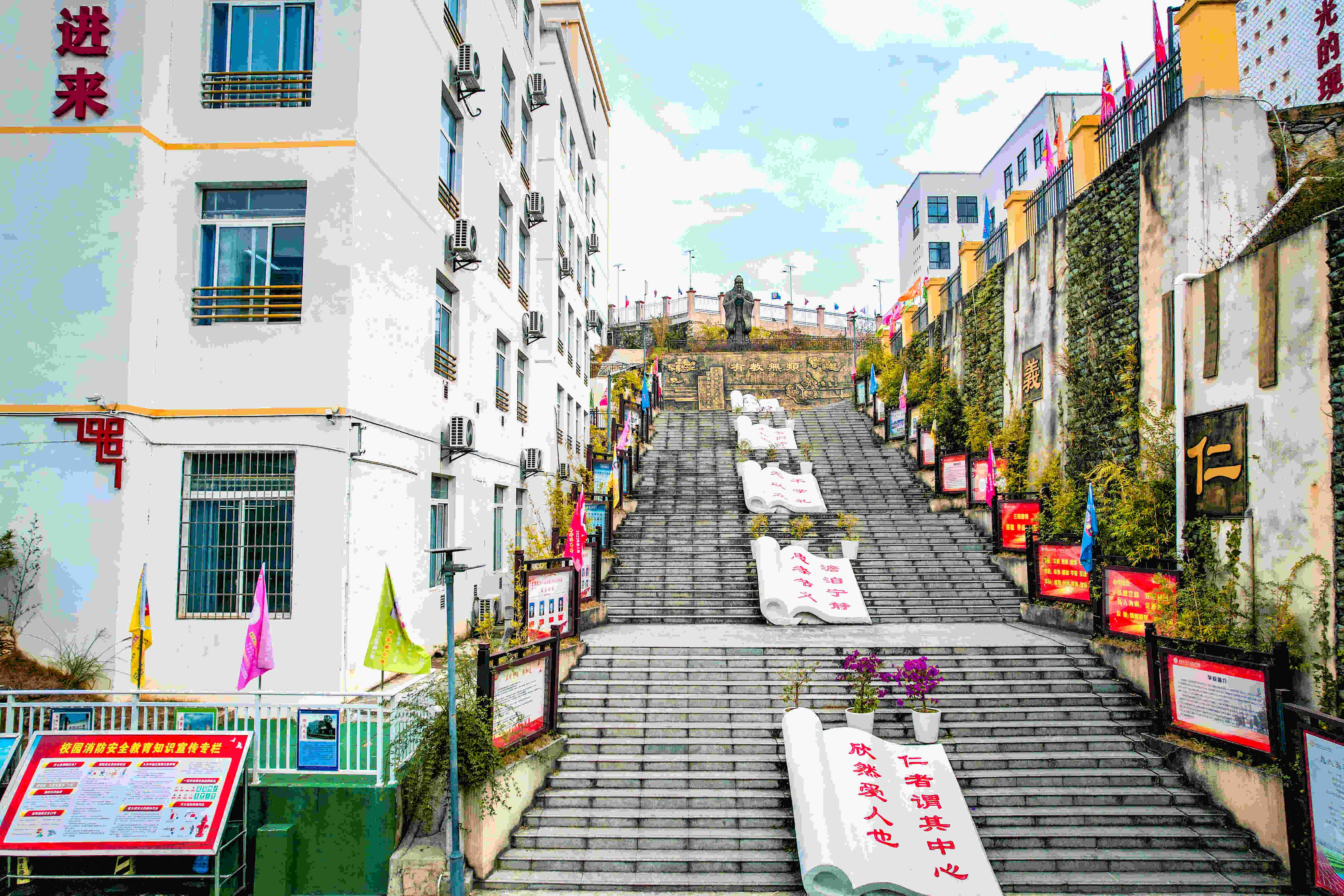 都匀艺考传媒培训招生条件(最好的)2025收费一览