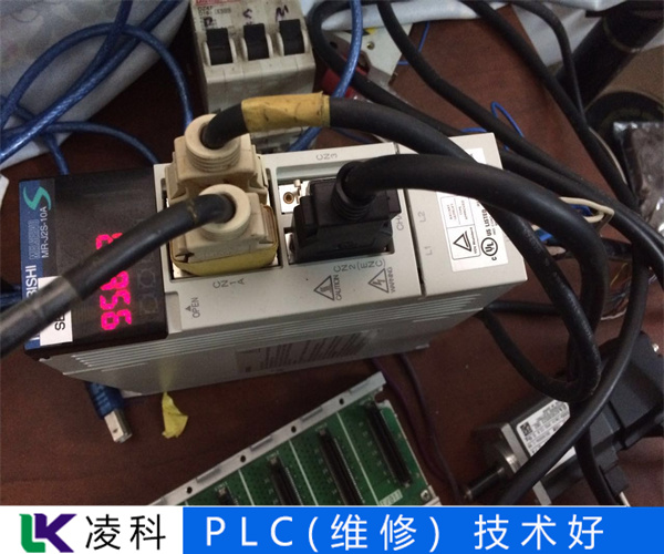 合信PLCERROR灯闪烁维修交给我们<今日排名一览>