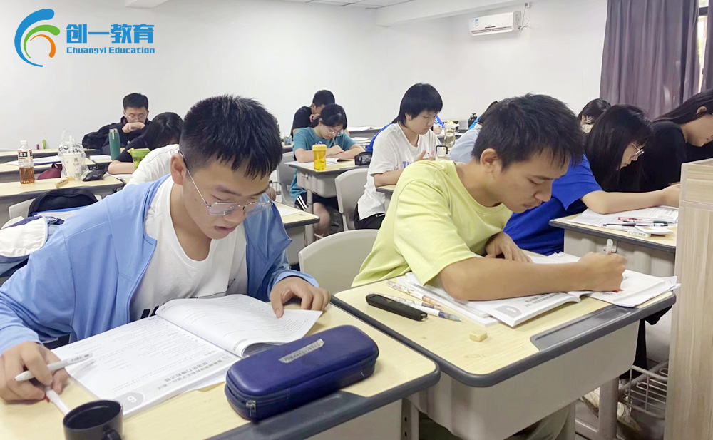 2025福州福清高三复读封闭式怎么收费/2025top高考复读排名一览