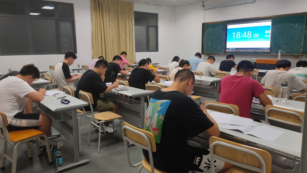 福建高考冲刺学校怎么样/福建衡乙高考复读学校地址在哪里top按口碑榜单一览