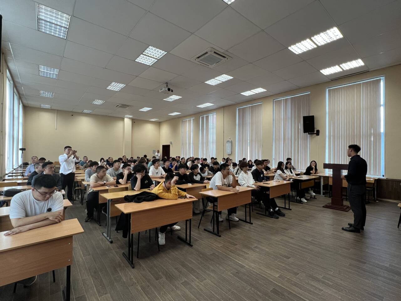 2025高二在读520—530分推荐俄罗斯医师资格考取项目优势