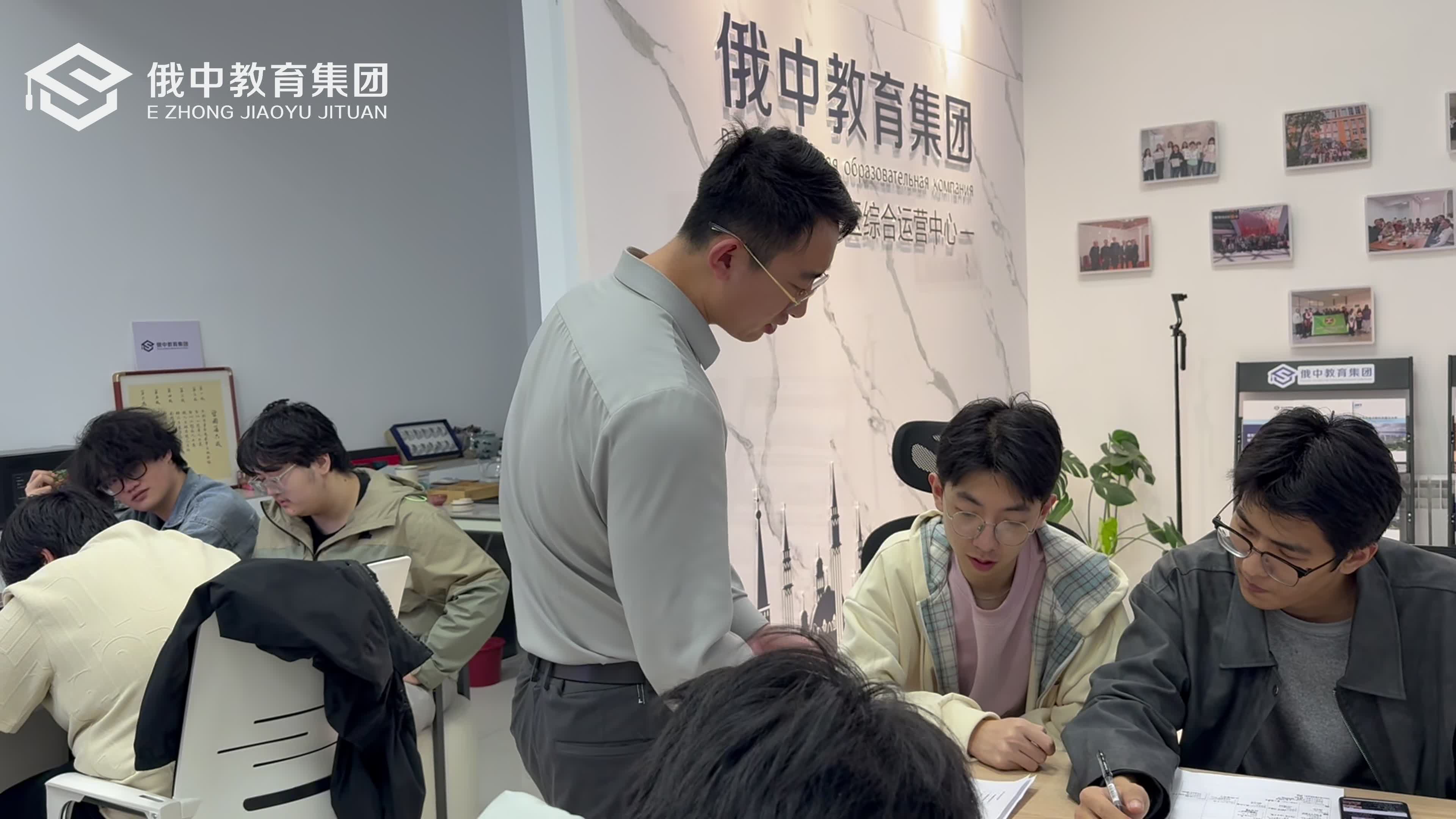 2025口腔医学英文授课班学位（477—499分）可报名