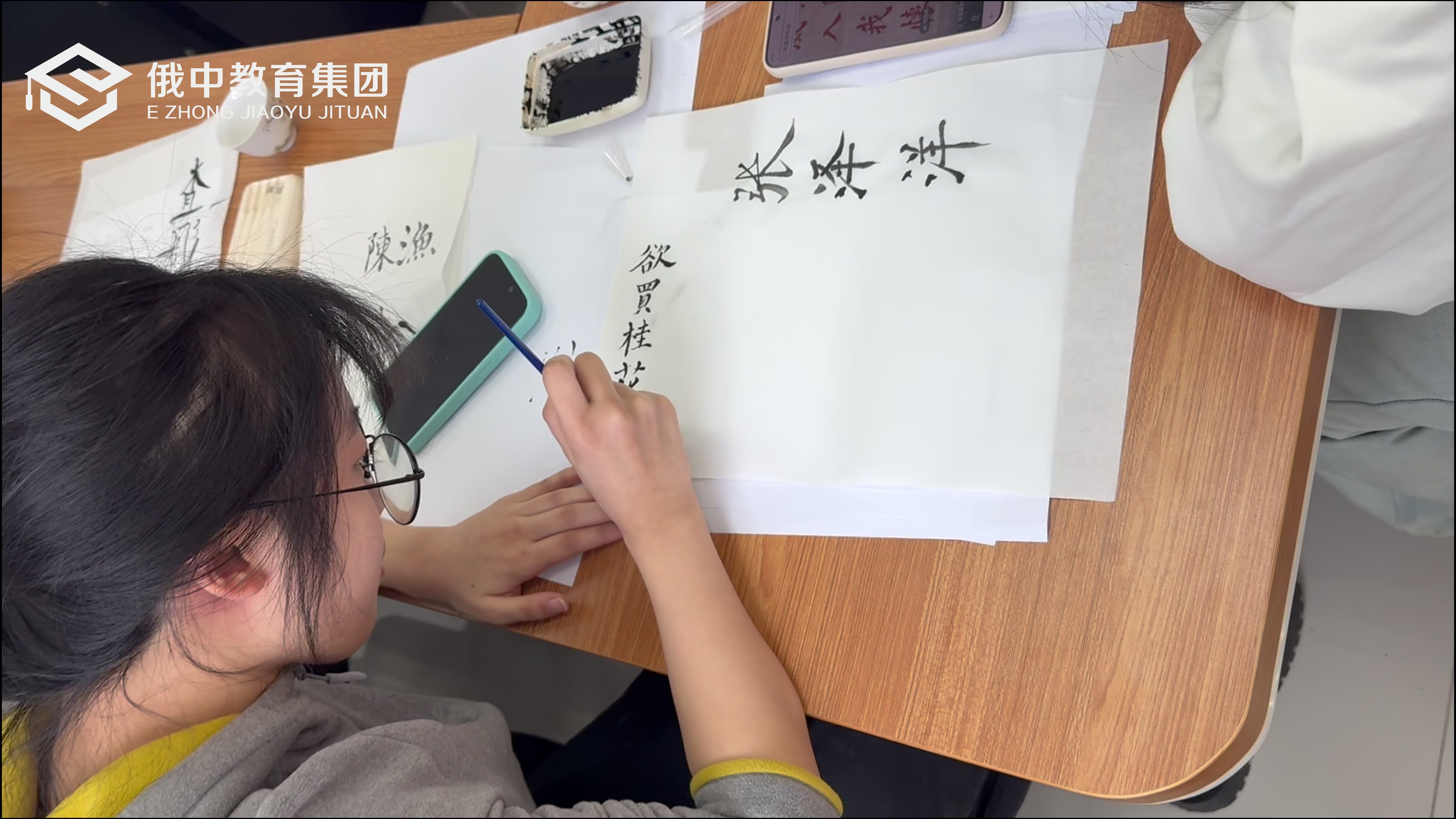 2025口腔医学留学2万/年起（458—499分）推荐报读