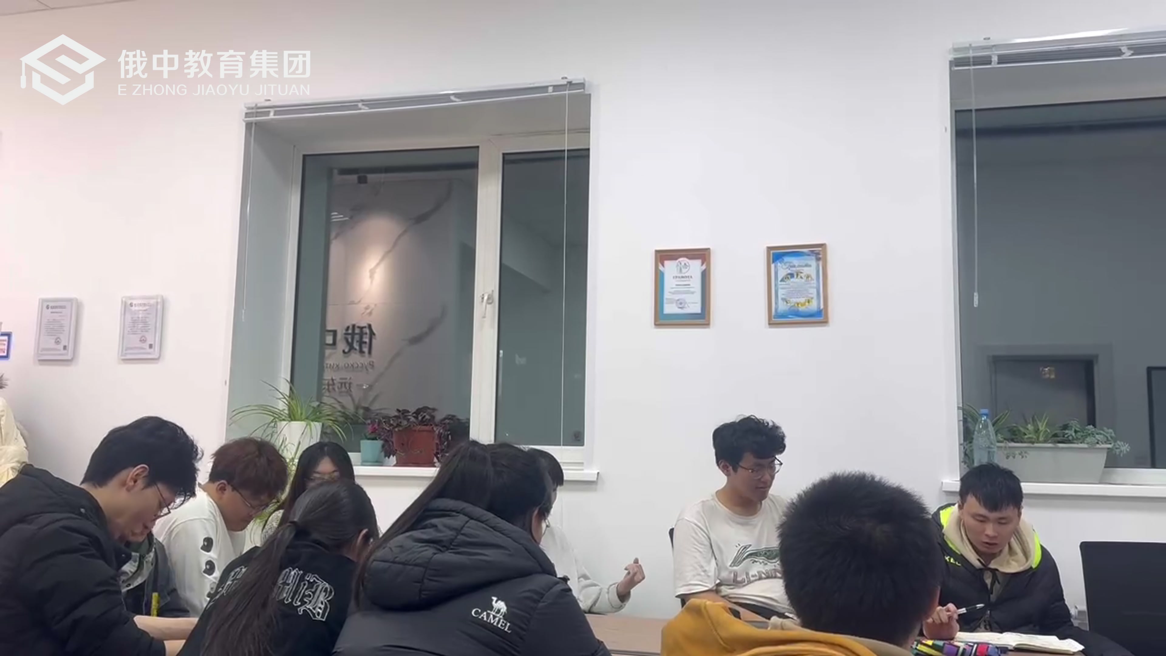 2025口腔医学英文授课班专业推荐（414—499分）可报名