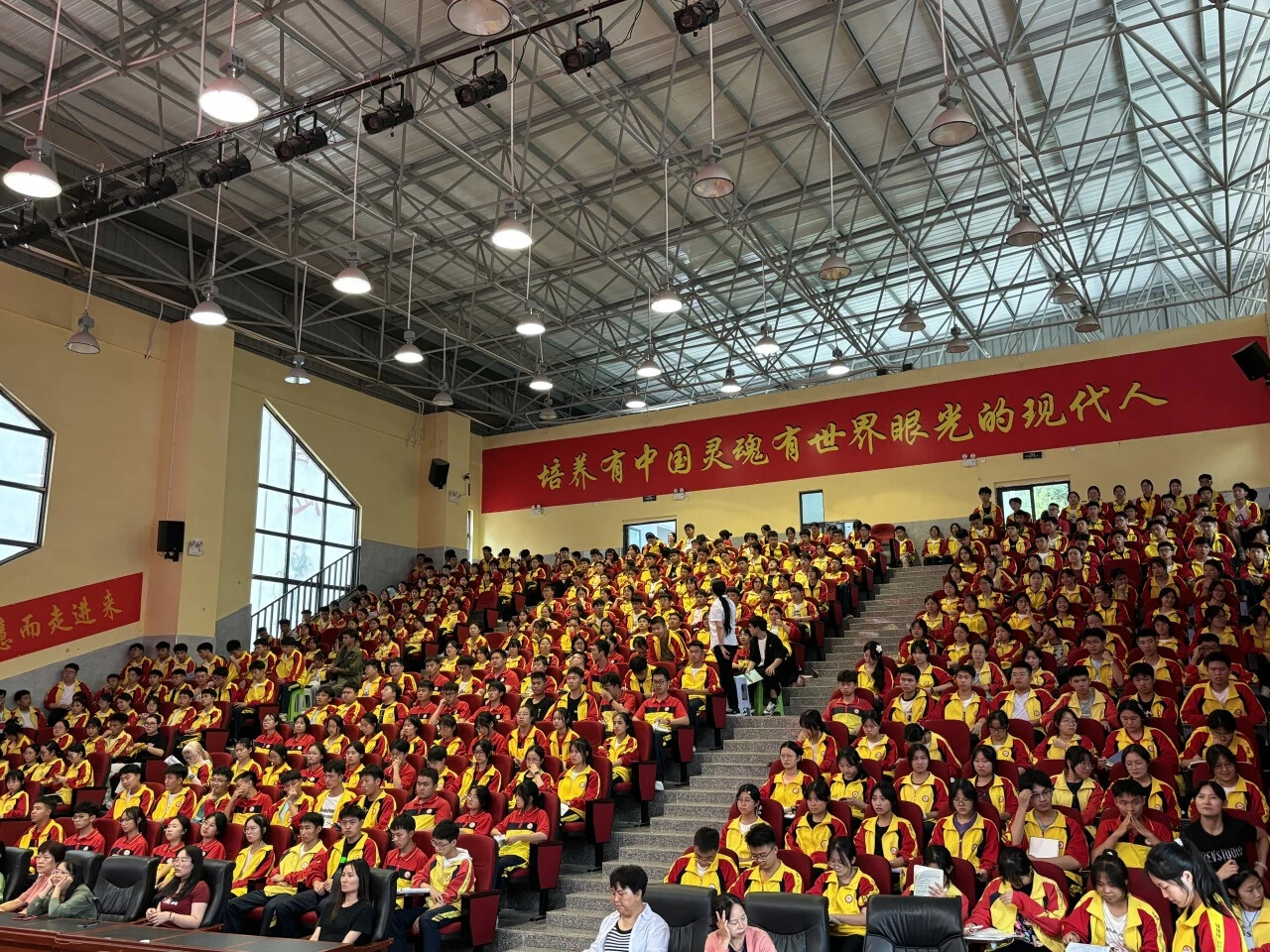 安顺高三复读冲刺补习学校哪个好(私立的)2025排名一览