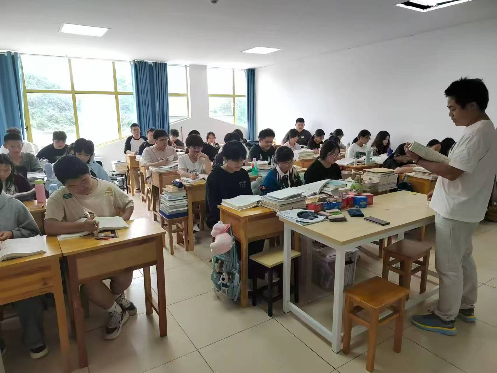 贵阳市中考冲刺哪些好<学校排名>2025口碑一览