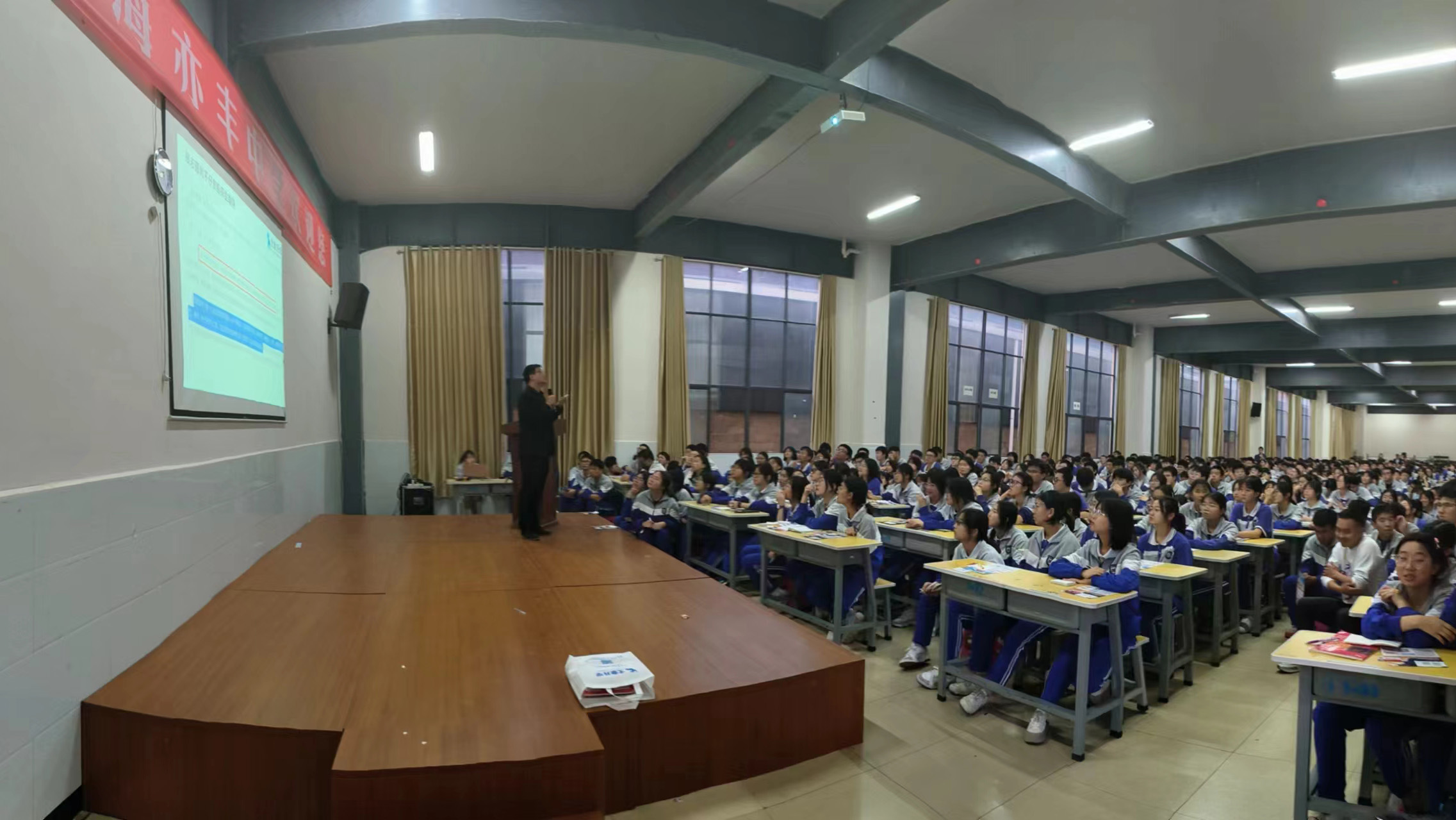 昆明呈贡填报高考志愿指导多少钱|填报高考志愿
