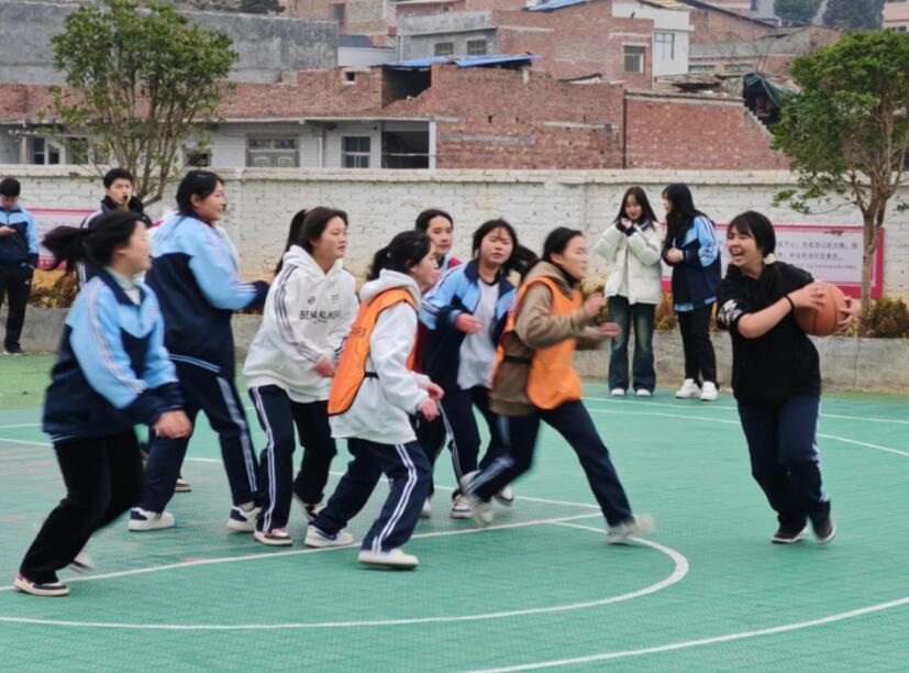 纳雍县初中学校录取分数线<学校师资>2025收费推荐