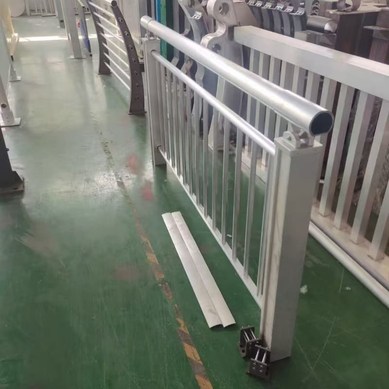 焦作q235桥梁防撞护栏 质量有保障2025年报价一览